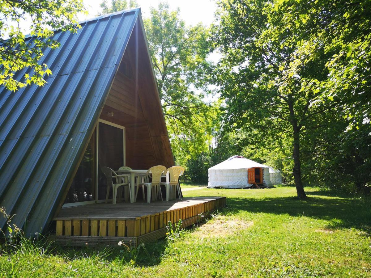 Camping Domaine De Mepillat Saint-Nizier-le-Bouchoux المظهر الخارجي الصورة