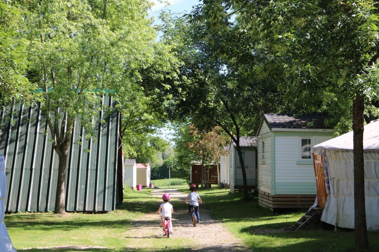 Camping Domaine De Mepillat Saint-Nizier-le-Bouchoux المظهر الخارجي الصورة
