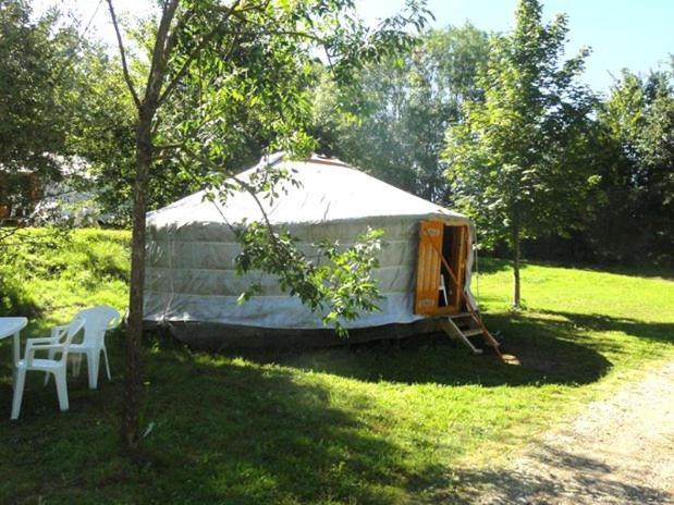 Camping Domaine De Mepillat Saint-Nizier-le-Bouchoux المظهر الخارجي الصورة